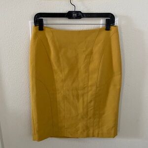 Banana republic yellow skirt
